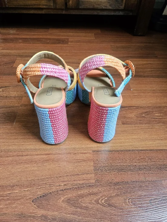 NWOT Chelsea And Violet 6.5 Platform Sandals Colorblock - Picture 4 of 7